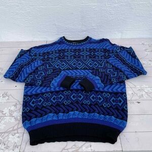 Geometric Blue Men's Crewneck Sweater